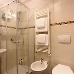 Do Pozzi شقة البندقية